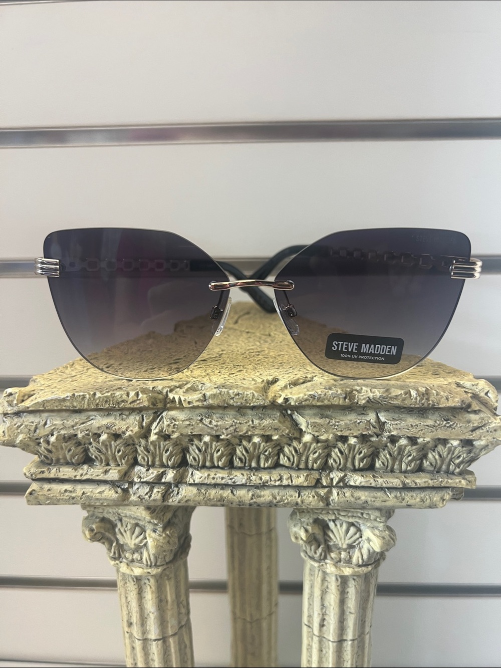 Steve Madden Black Gradient Rimless Cat-Eye Sunglasses
